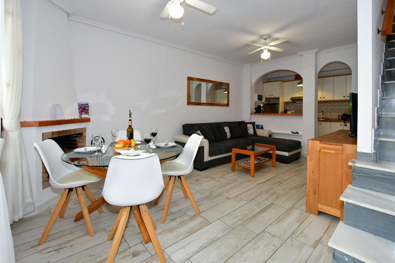 Ferienwohnung Apartamento Casa Prima Playa Flamenca Exterior foto